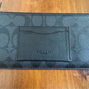 Coach Zipper Card Holder